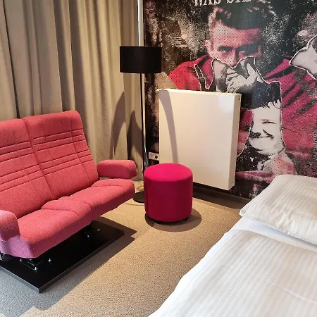 Moselstern Boutiquehotel Moselgarten Bullay