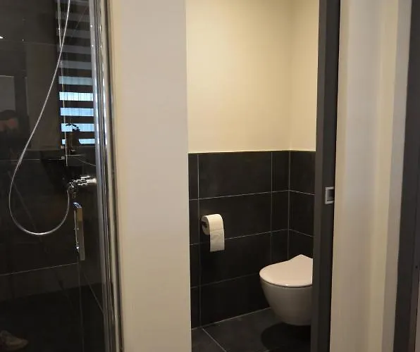 Boutique Moselgarten 불라이